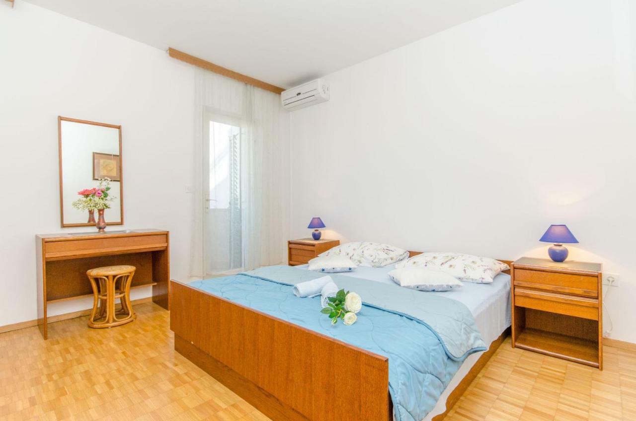 Apartments And Room Sun & Sea Podgora Exterior foto
